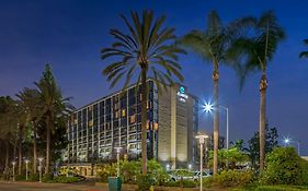 Clarion Hotel Anaheim Resort